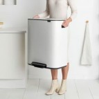 Brabantia Bo Step On atkritumu tvertne 60 L, Balta 8