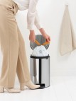Brabantia NewIcon atkritumu tvertne 12 l, Brilliant Steel 3