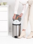 Brabantia NewIcon atkritumu tvertne 12 l, Matt Steel 2