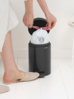 Brabantia NewIcon atkritumu tvertne 5 l, Matt Black 7