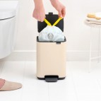 Brabantia Bo atkritumu tvertne 4 l, Soft Beige 4