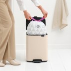 Brabantia Bo Pedal atkritumu tvertne 12 l, Soft Beige 4