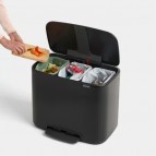 Brabantia Bo Step On atkritumu tvertne 3 x 11 L, Matt Black 7