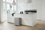 Brabantia Bo Step On atkritumu tvertne 60 L, Mineral Concrete Gray 3