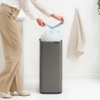 Brabantia Bo Touch atkritumu tvertne 30 l, Platinum 6