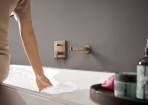 Hansgrohe Finoris vannas maisītaja virsapmetuma daļa, Brushed Bronze 3