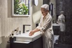 Hansgrohe Xarita E Spogulis ar LED, 800/50, Matt White 3
