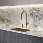 Omnires Bend virtuves maisītājs ar izvelkamu izteku, Brushed brass 3