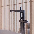 Omnires Contour brīvi stāvošs vannas maisītājs, Brushed anthracite 2