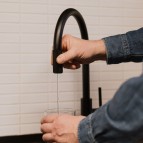 Omnires Switch Virtuves krāns ar filtrēšanas sistēmu, Matt Black 5