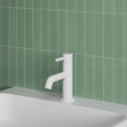 Omnires Y Izlietnes maisītājs, Matt White 3