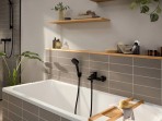 Hansgrohe Rebris E vannas maisītājs, Matt Black 4